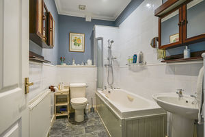 Photo 15- click for photo gallery